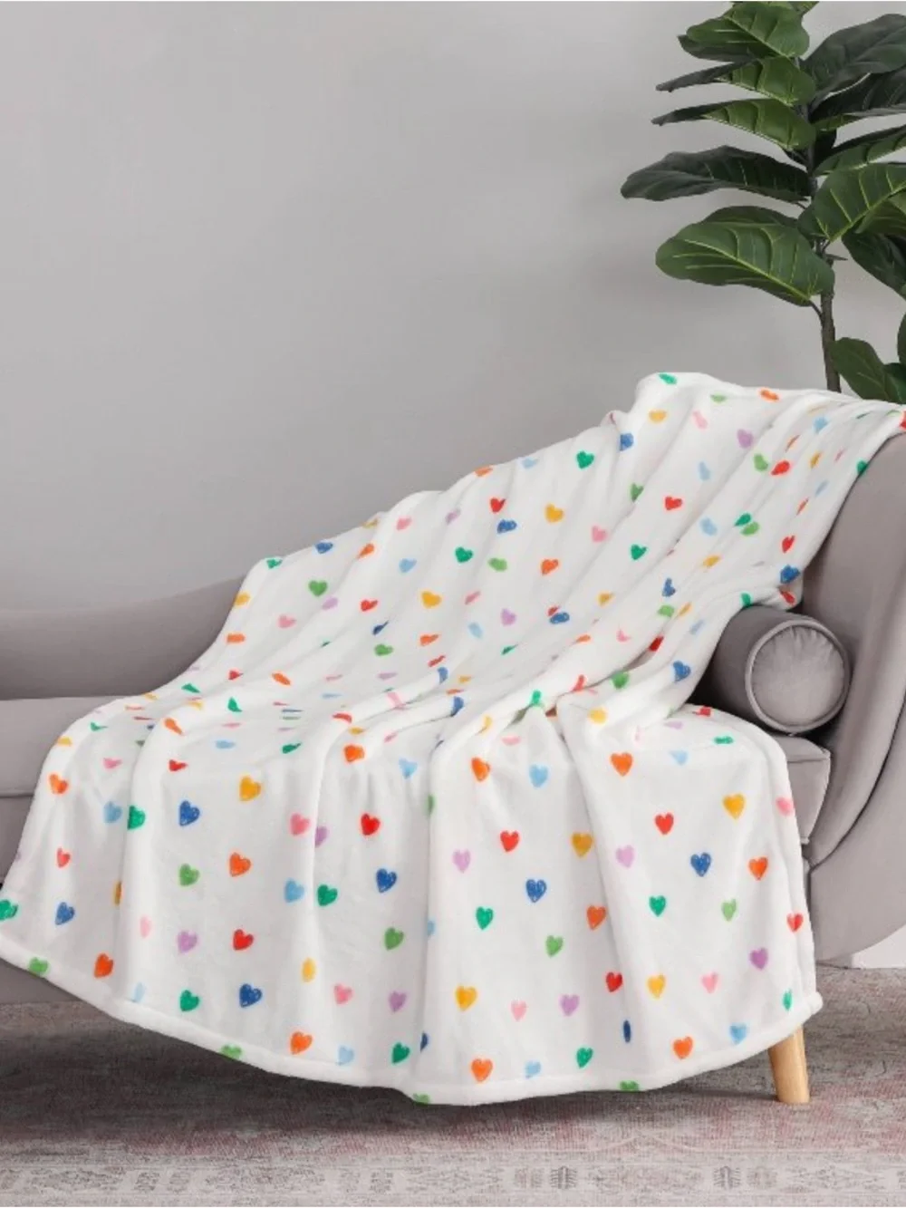 Novelty Recycled Printed Hearts Plush Throw Blanket
